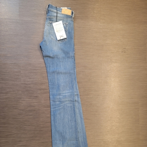 Ladies diesel jeans - Picture 1 of 2